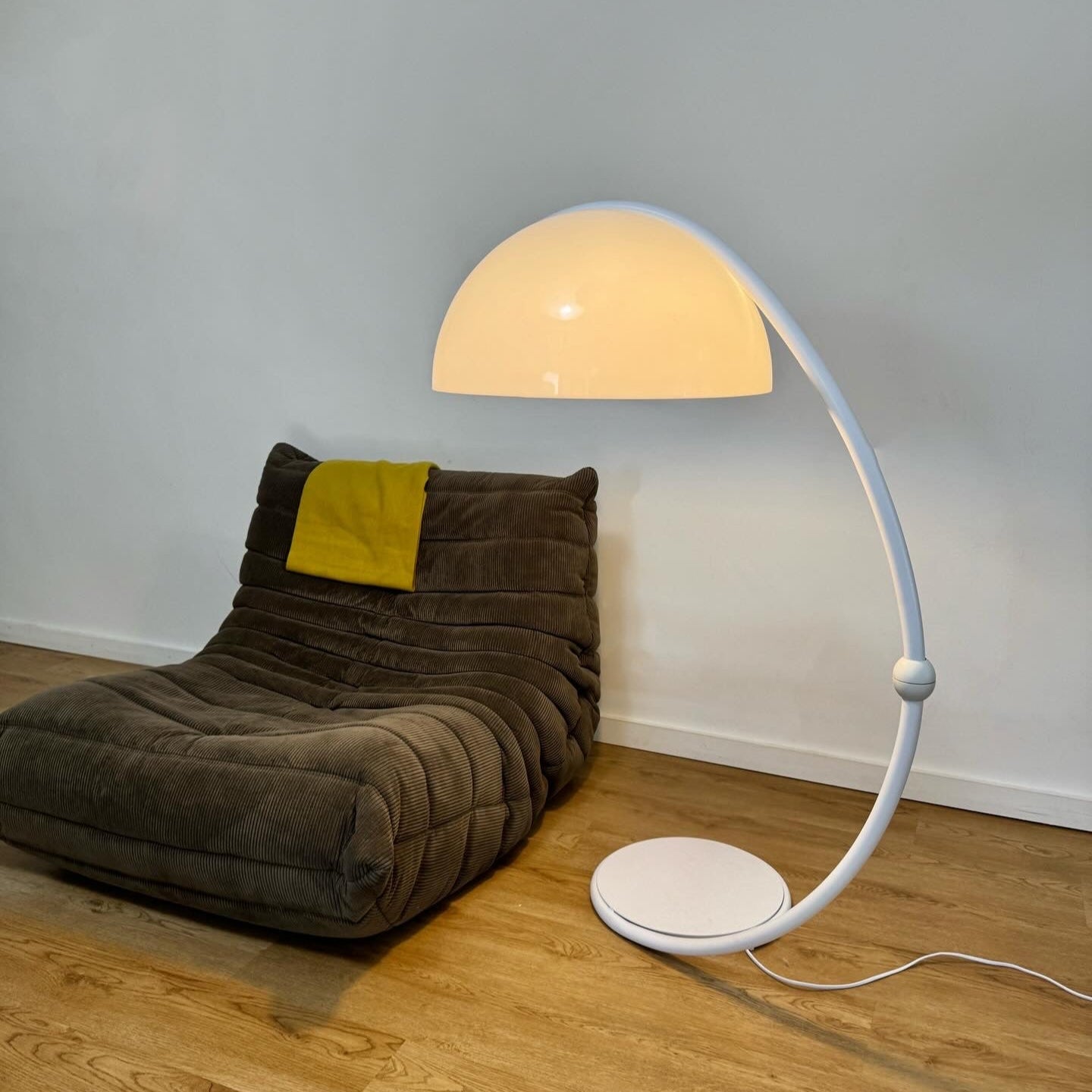 Serpentine Floor Lamp