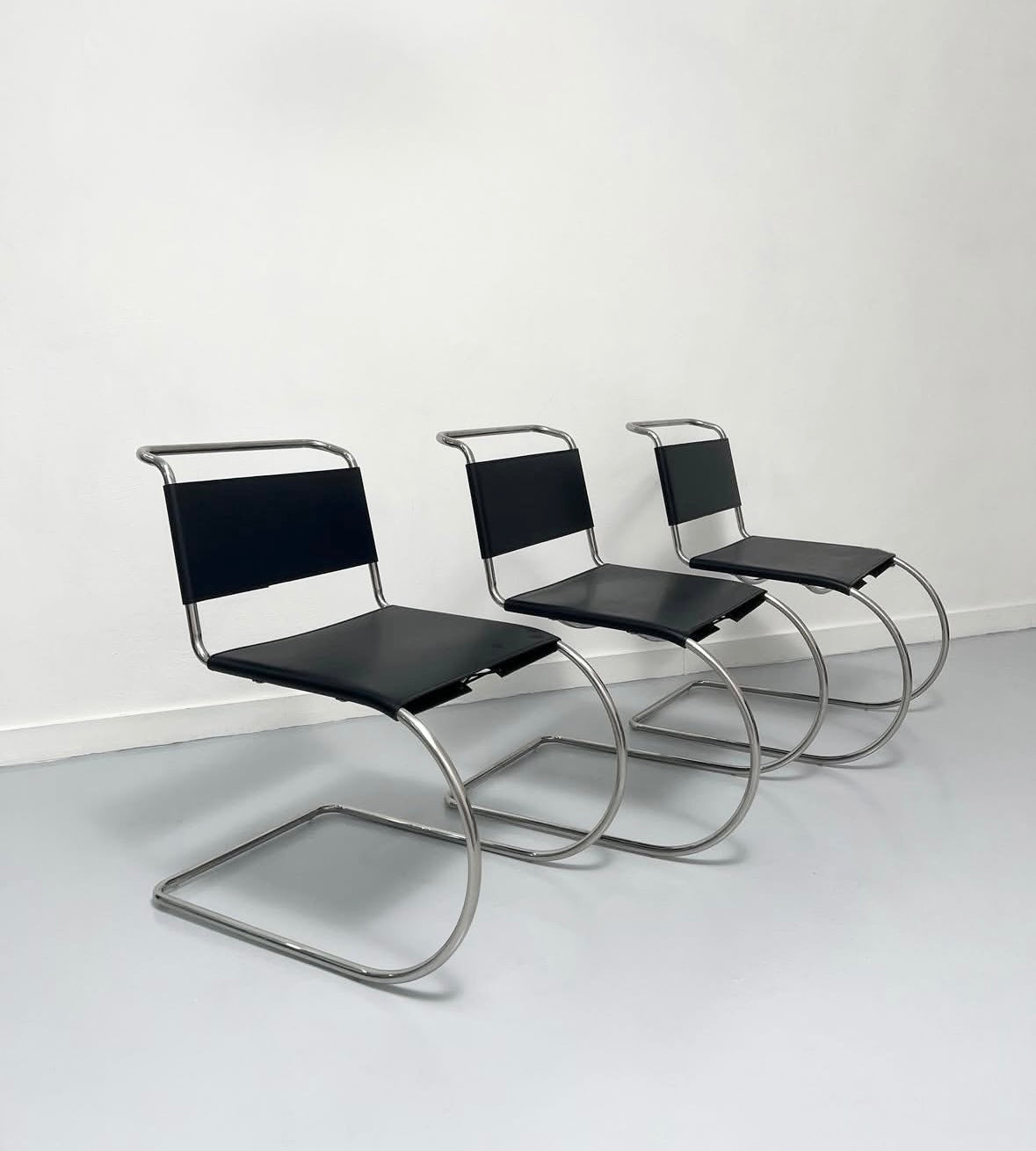 MR Chair