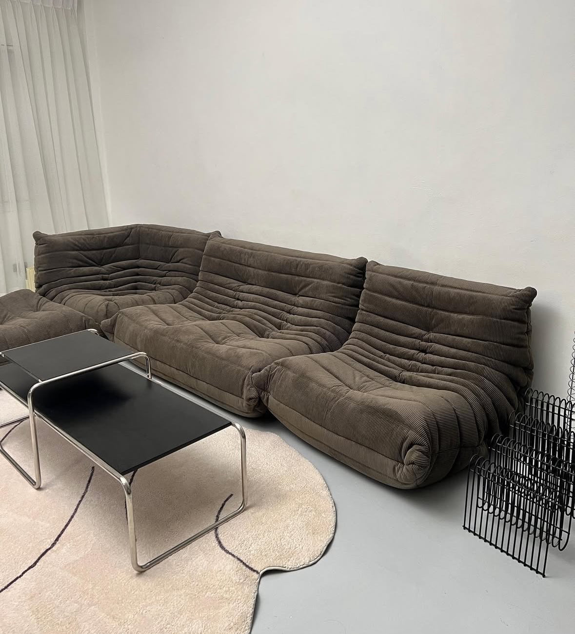 Laccio Side Table