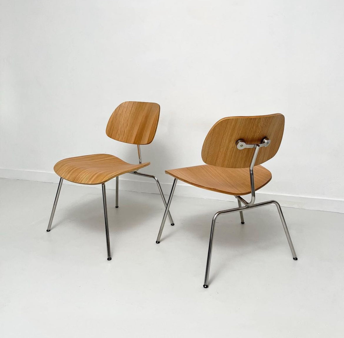 DCM Chair