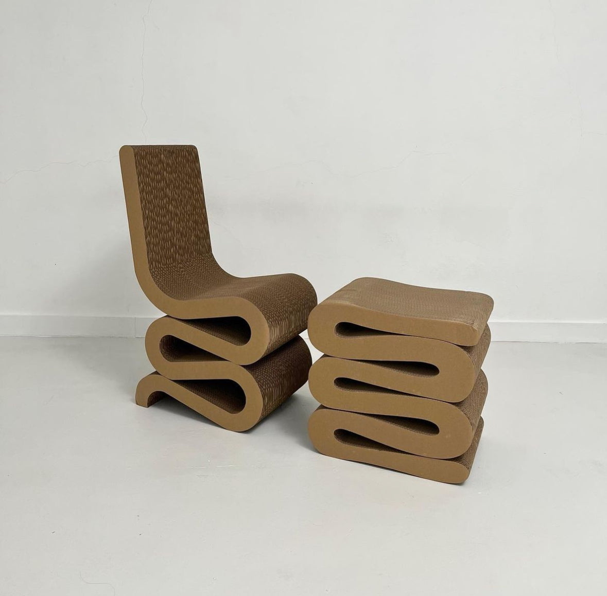 Wiggle Chair