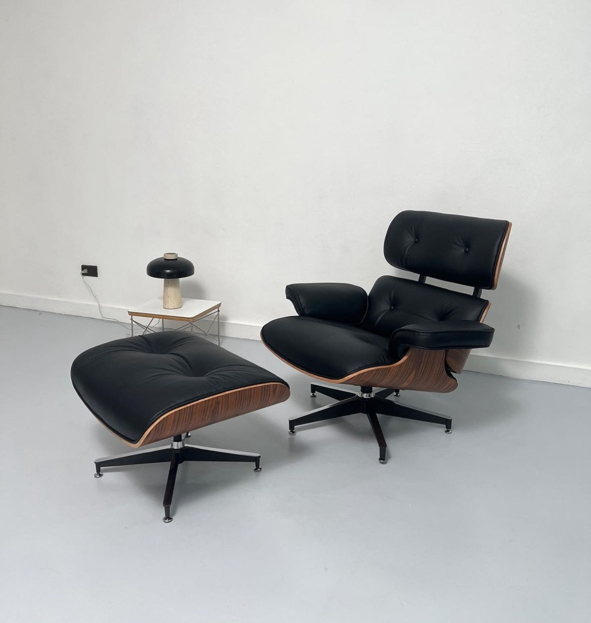 Eames Lounge Chair & Ottoman Set